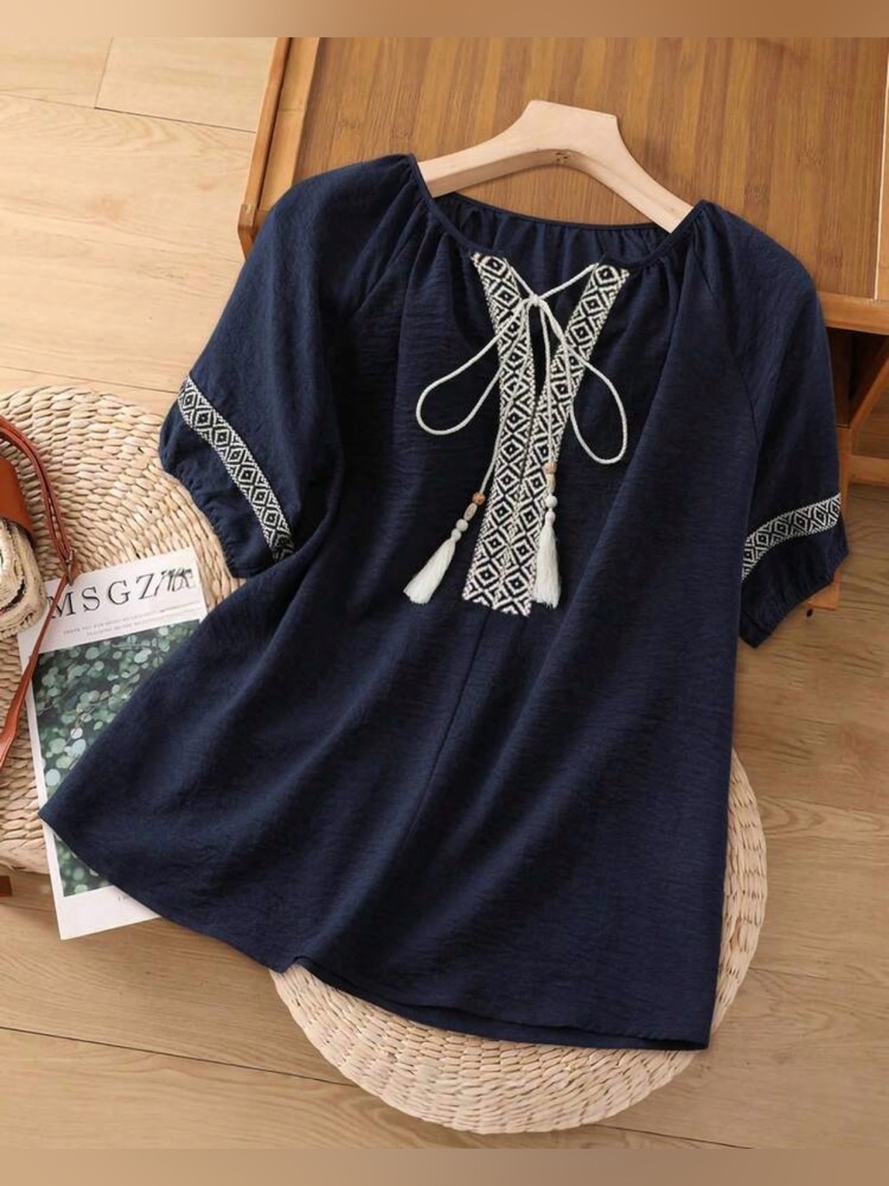 Womens Boho Round Neck Delicate White Embroidery Half Raglan Sleeve Blouse! 1XL.